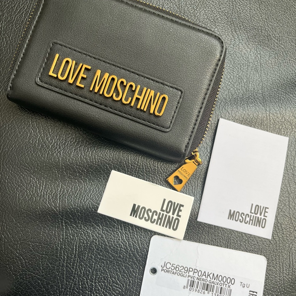 (*NWT*) Love Moschino Portafogli Wallet